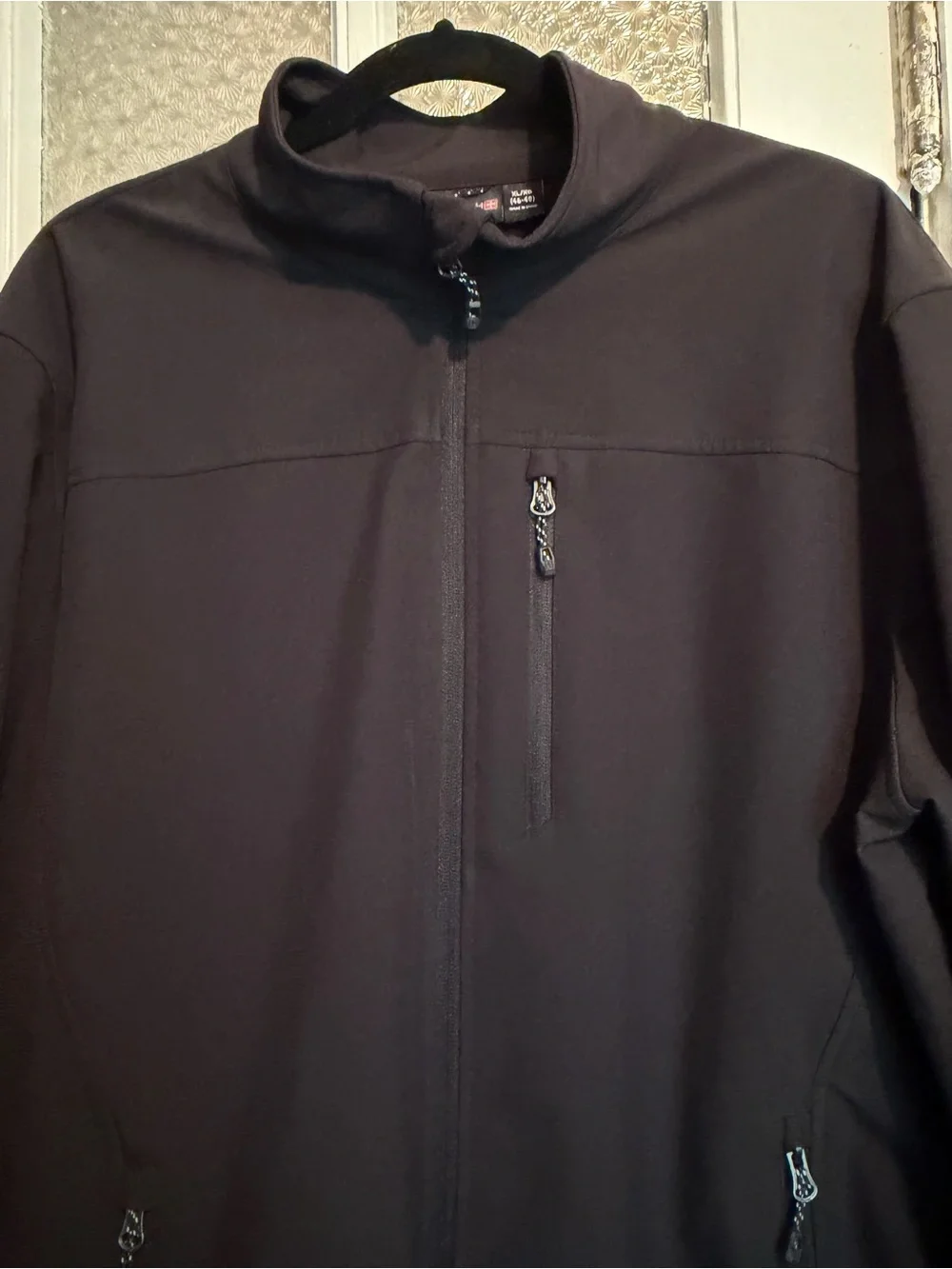 N/A versatile black